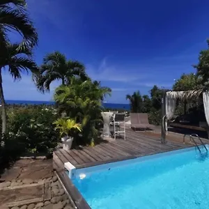 Ali-nais Location Bed & Breakfast